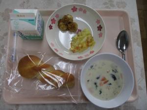給食