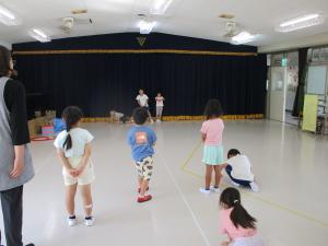 だるまさんが転んだ①