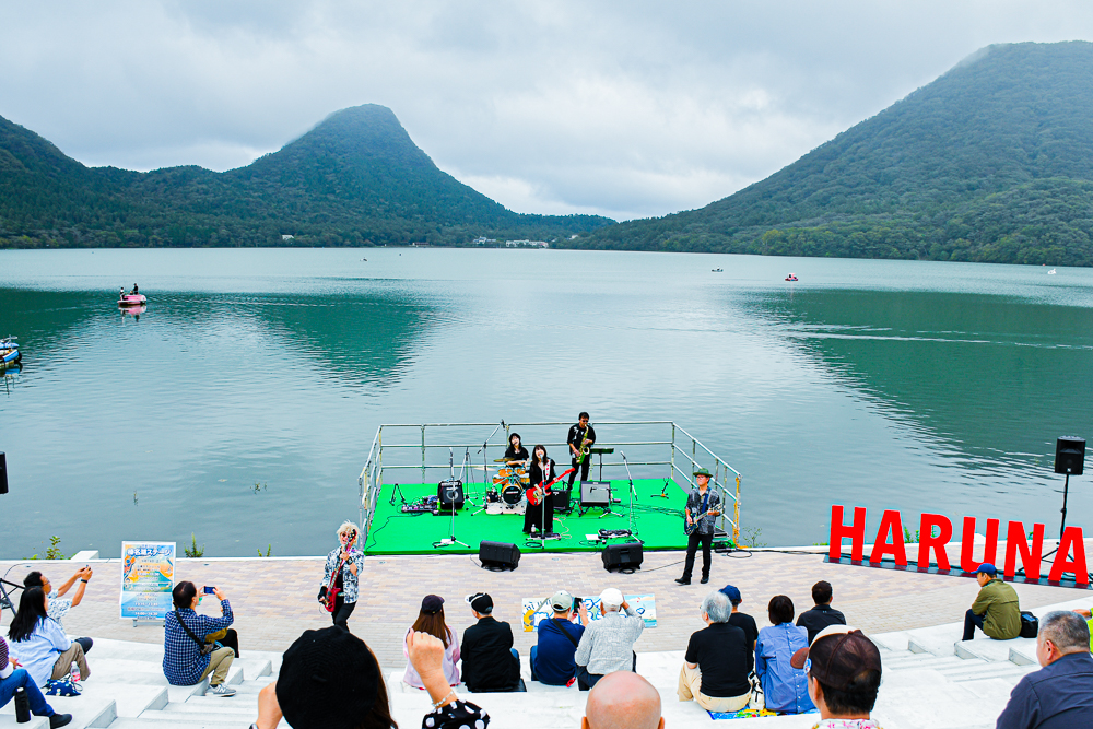 音楽イベント榛名湖ステージ写真