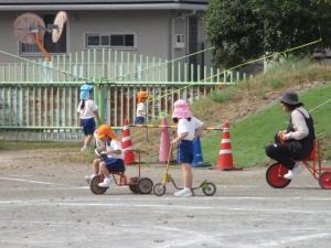 三輪車②
