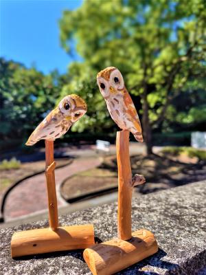 ミニチュアのフクロウ